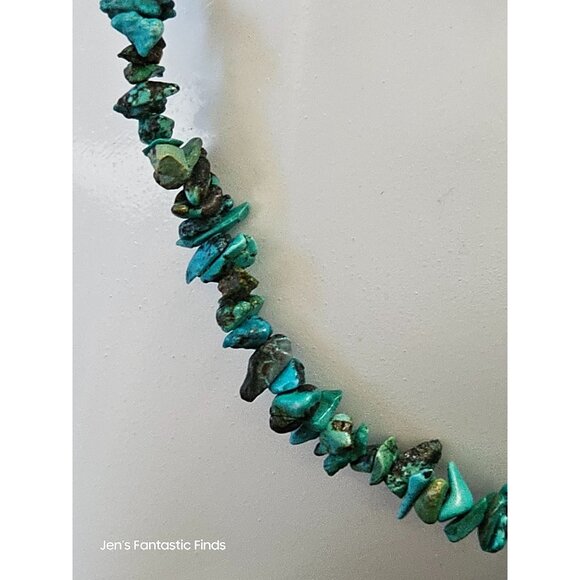 Natural Turquoise Chip Necklace With Gold-Tone Screw Clasp 18" - Picture 3 of 10